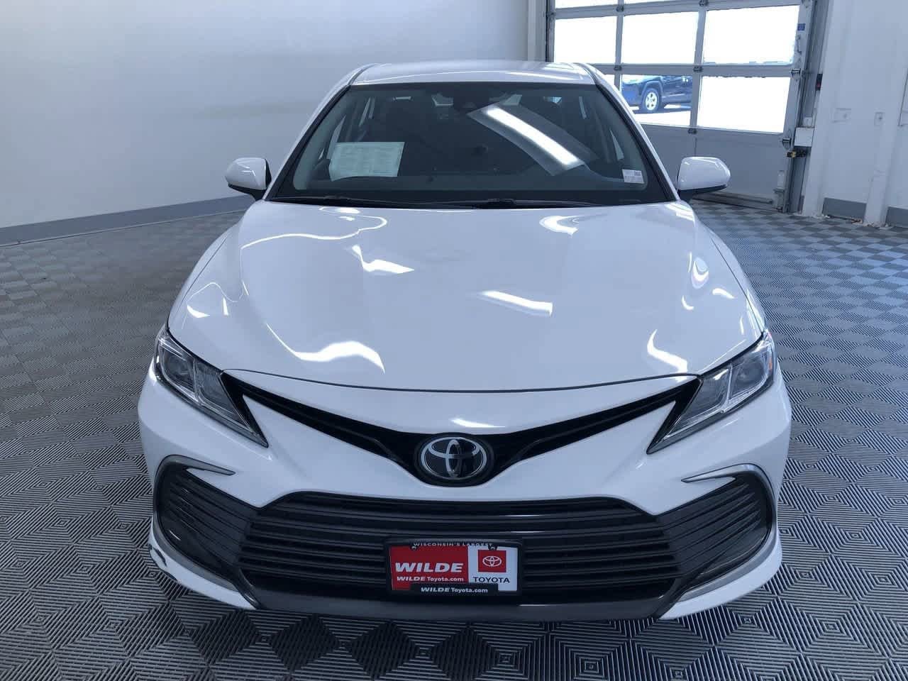 2024 Toyota Camry LE 14