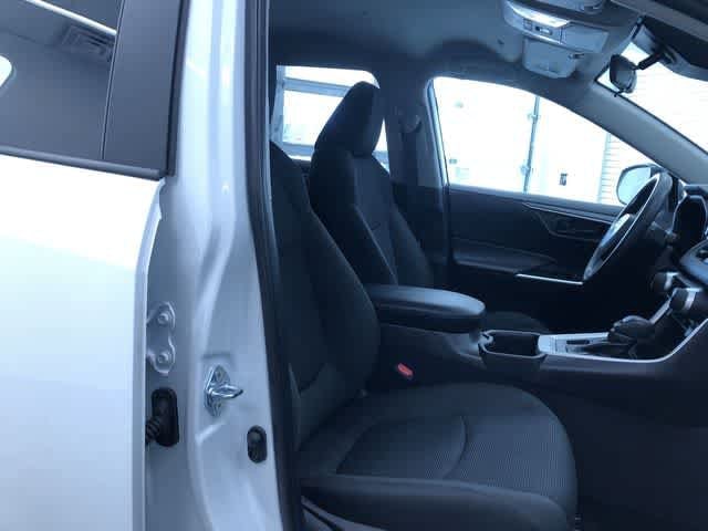 Thumbnail: 2025 Toyota RAV4 - 22