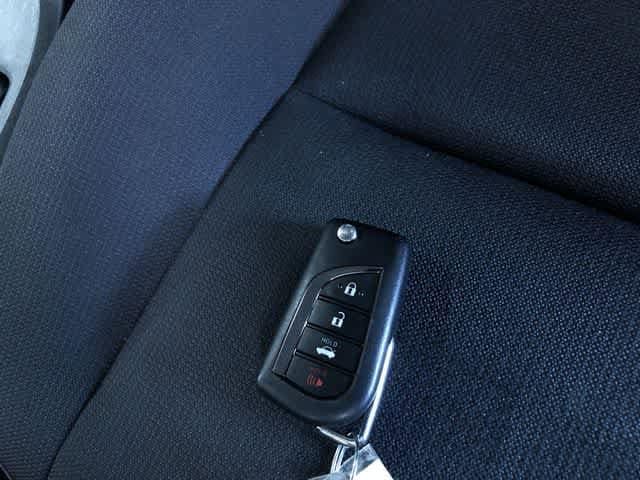 Thumbnail: 2025 Toyota Corolla - 31