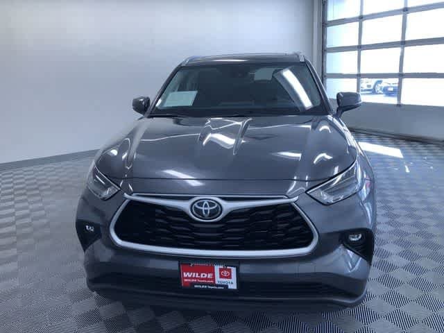 Thumbnail: 2024 Toyota Highlander - 16
