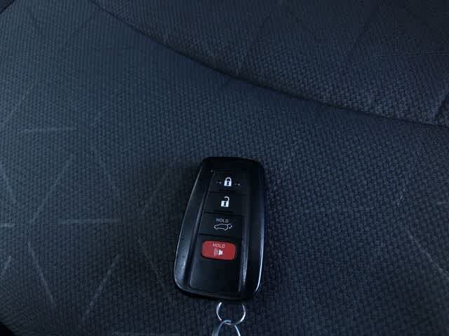 Thumbnail: 2025 Toyota RAV4 - 31