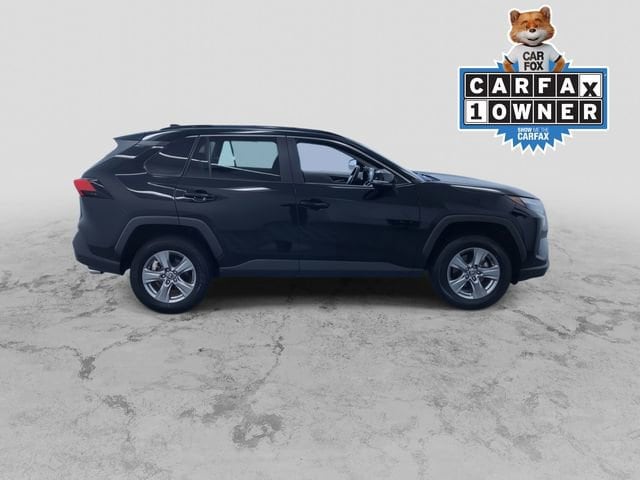 Used 2022 Toyota RAV4 XLE with VIN 2T3P1RFV9NW256529 for sale in West Allis, WI