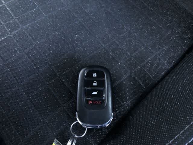 Thumbnail: 2025 Honda HR-V - 31