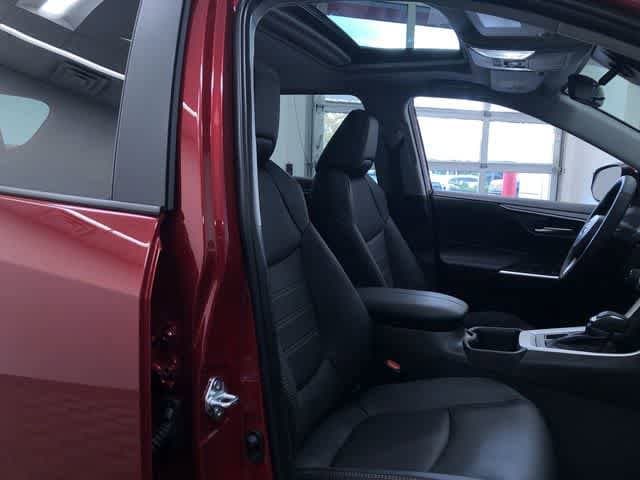 Thumbnail: 2025 Toyota RAV4 - 14