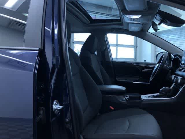 Thumbnail: 2025 Toyota RAV4 - 22