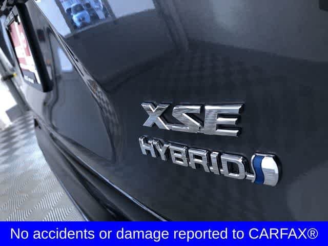 Thumbnail: 2022 Toyota RAV4 - 7