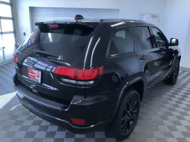 Thumbnail: 2020 Jeep Grand Cherokee - 33