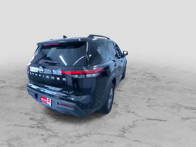 Thumbnail: 2025 Nissan Pathfinder - 10