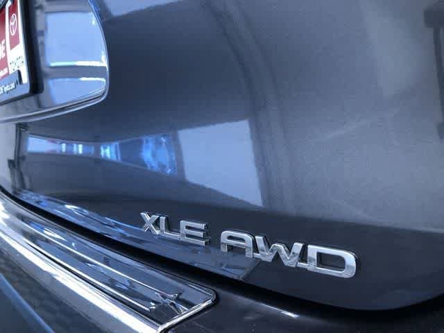 Thumbnail: 2023 Toyota Highlander - 17