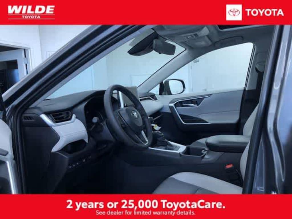 New 2025 Toyota RAV4 XLE XLE AWD SUV