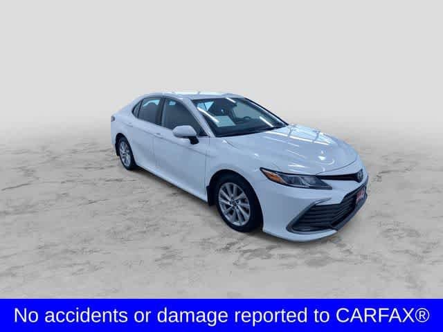 Thumbnail: 2022 Toyota Camry - 3