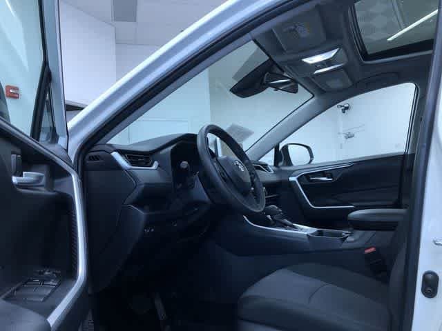 Thumbnail: 2025 Toyota RAV4 - 10