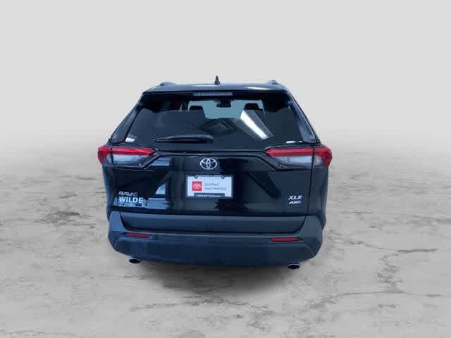 Thumbnail: 2025 Toyota RAV4 - 8