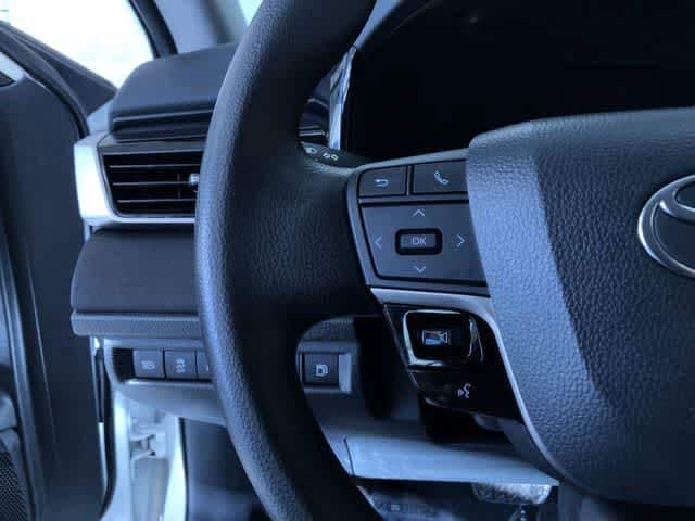 Thumbnail: 2025 Toyota Camry - 25