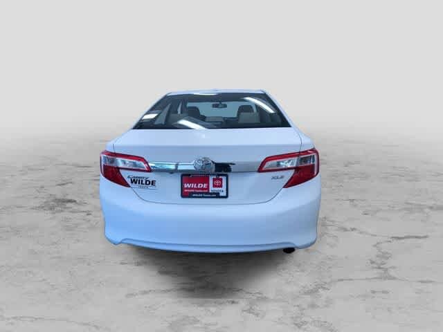 Thumbnail: 2013 Toyota Camry - 9