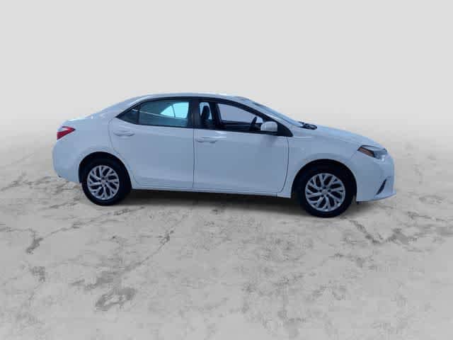 Thumbnail: 2015 Toyota Corolla - 2