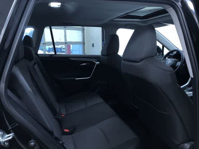 Thumbnail: 2025 Toyota RAV4 - 21