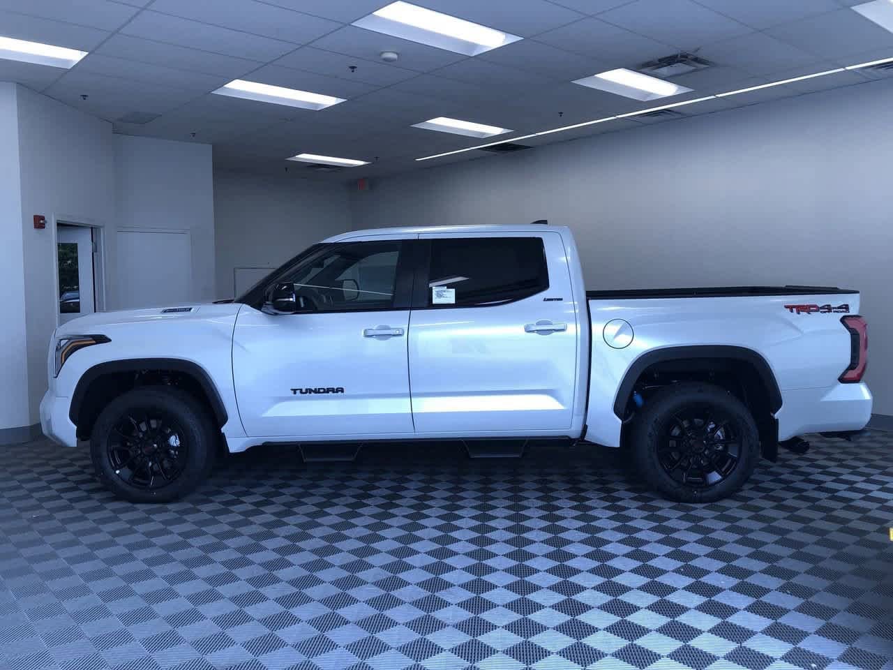 2025 Toyota Tundra Limited 3