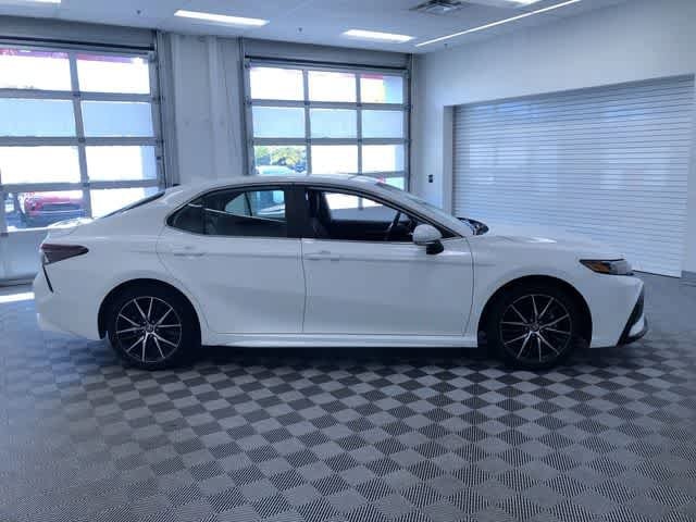 Thumbnail: 2024 Toyota Camry - 36