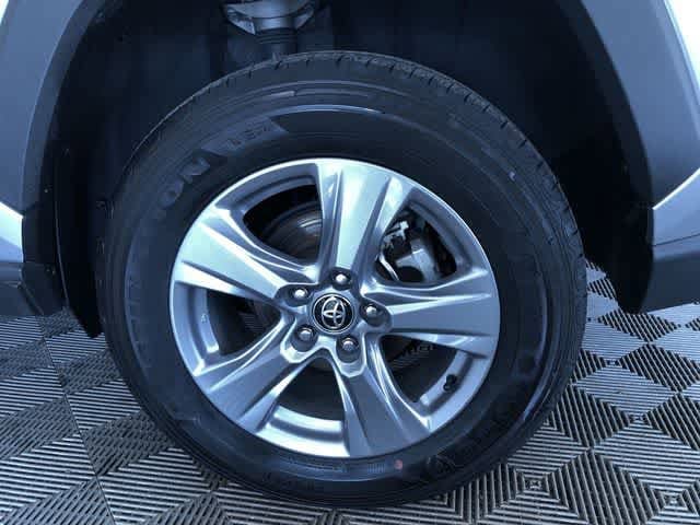 Thumbnail: 2025 Toyota RAV4 - 17