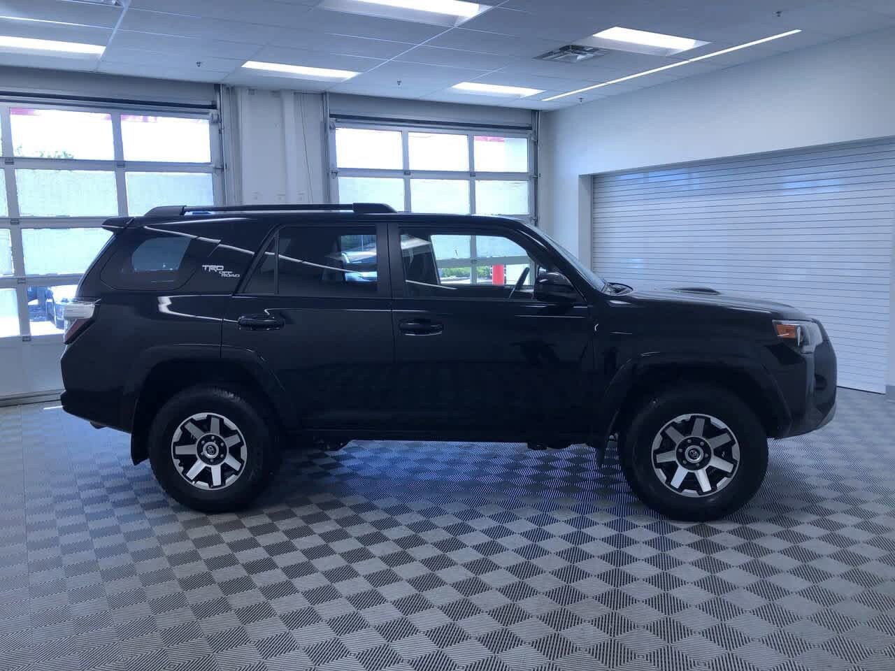 2024 Toyota 4Runner TRD Off Road 36
