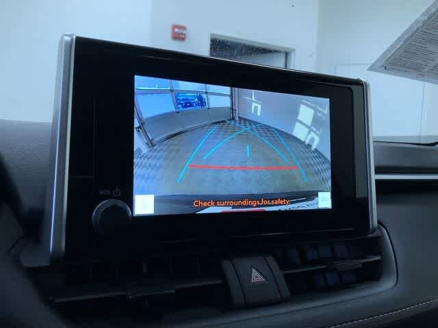 Thumbnail: 2025 Toyota RAV4 - 27