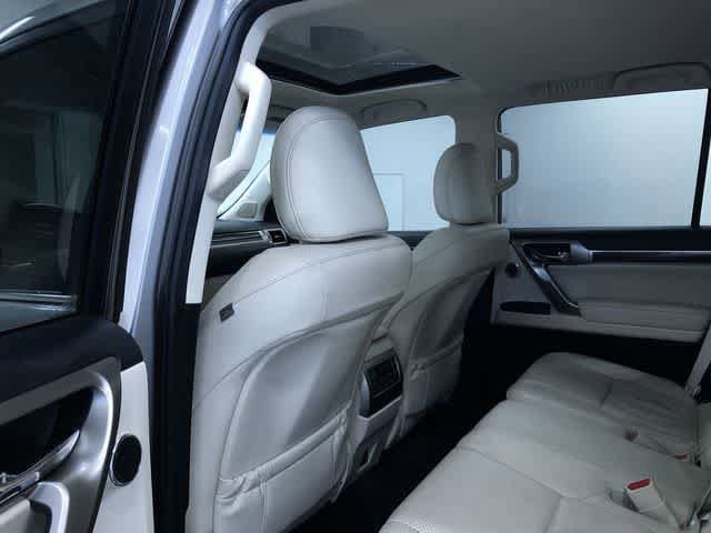 Thumbnail: 2020 Lexus GX - 19