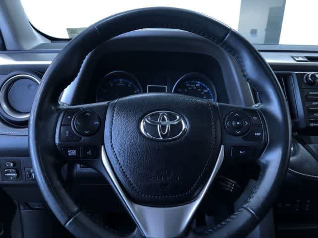 Thumbnail: 2018 Toyota RAV4 - 26