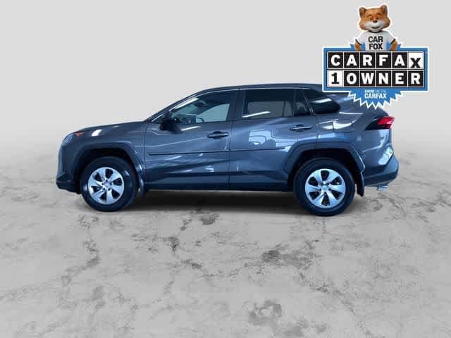 Thumbnail: 2022 Toyota RAV4 - 6