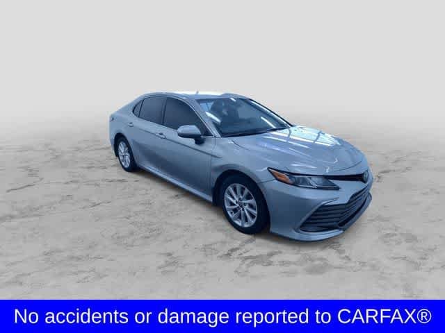 Thumbnail: 2022 Toyota Camry - 3