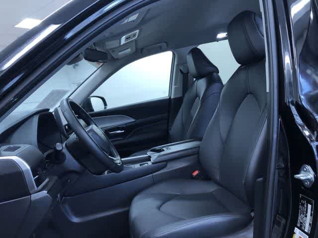 Thumbnail: 2025 Toyota Grand Highlander - 20