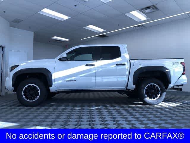 Thumbnail: 2024 Toyota Tacoma - 3