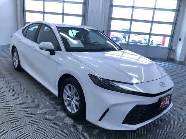 Thumbnail: 2025 Toyota Camry - 37