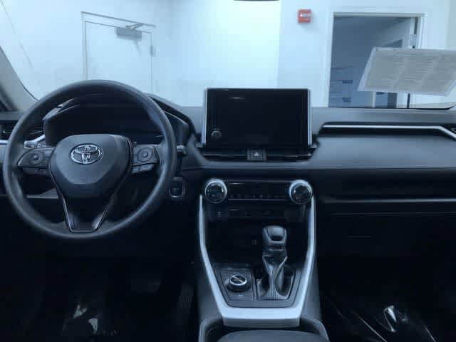 Thumbnail: 2025 Toyota RAV4 - 8