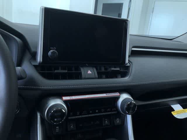 Thumbnail: 2025 Toyota RAV4 - 19