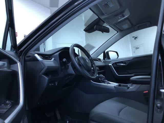 Thumbnail: 2025 Toyota RAV4 - 10