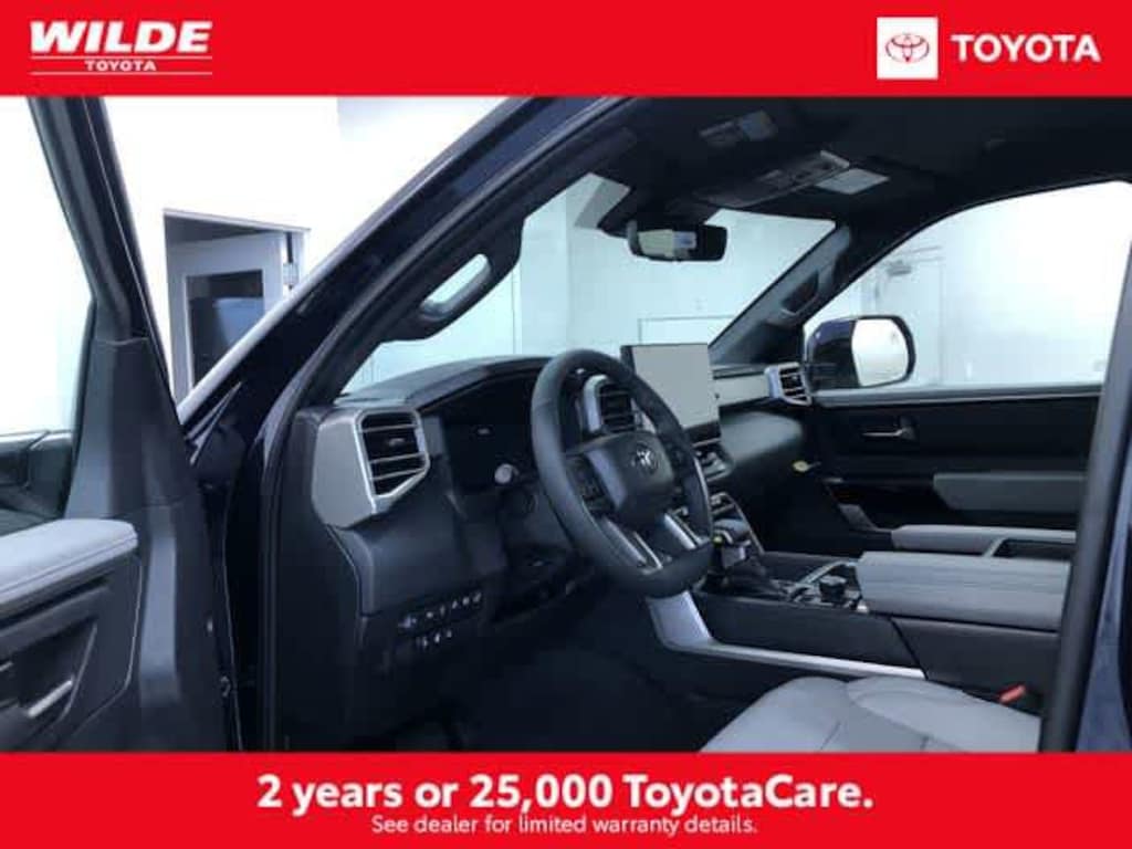 New 2026 Toyota Tundra Limited LIMITED CREWMAX 5.5