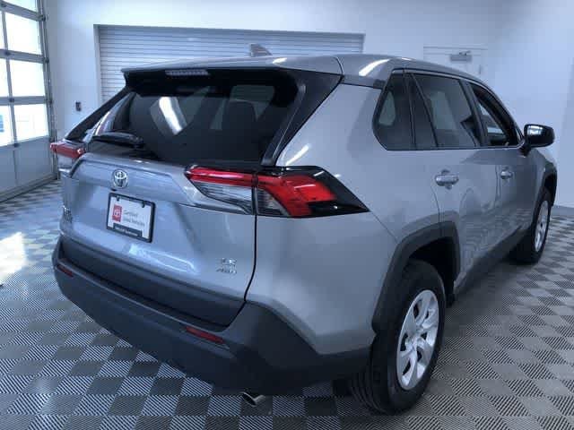 Thumbnail: 2025 Toyota RAV4 - 34