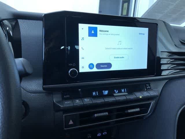 Thumbnail: 2025 Toyota Camry - 29