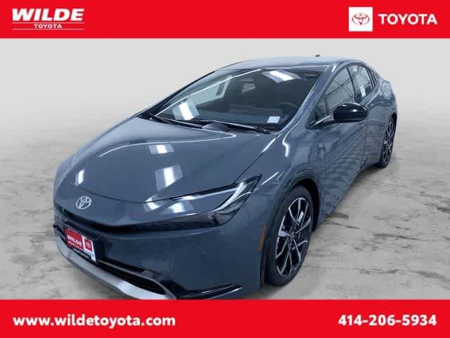 2026 Toyota Prius XSE's photo