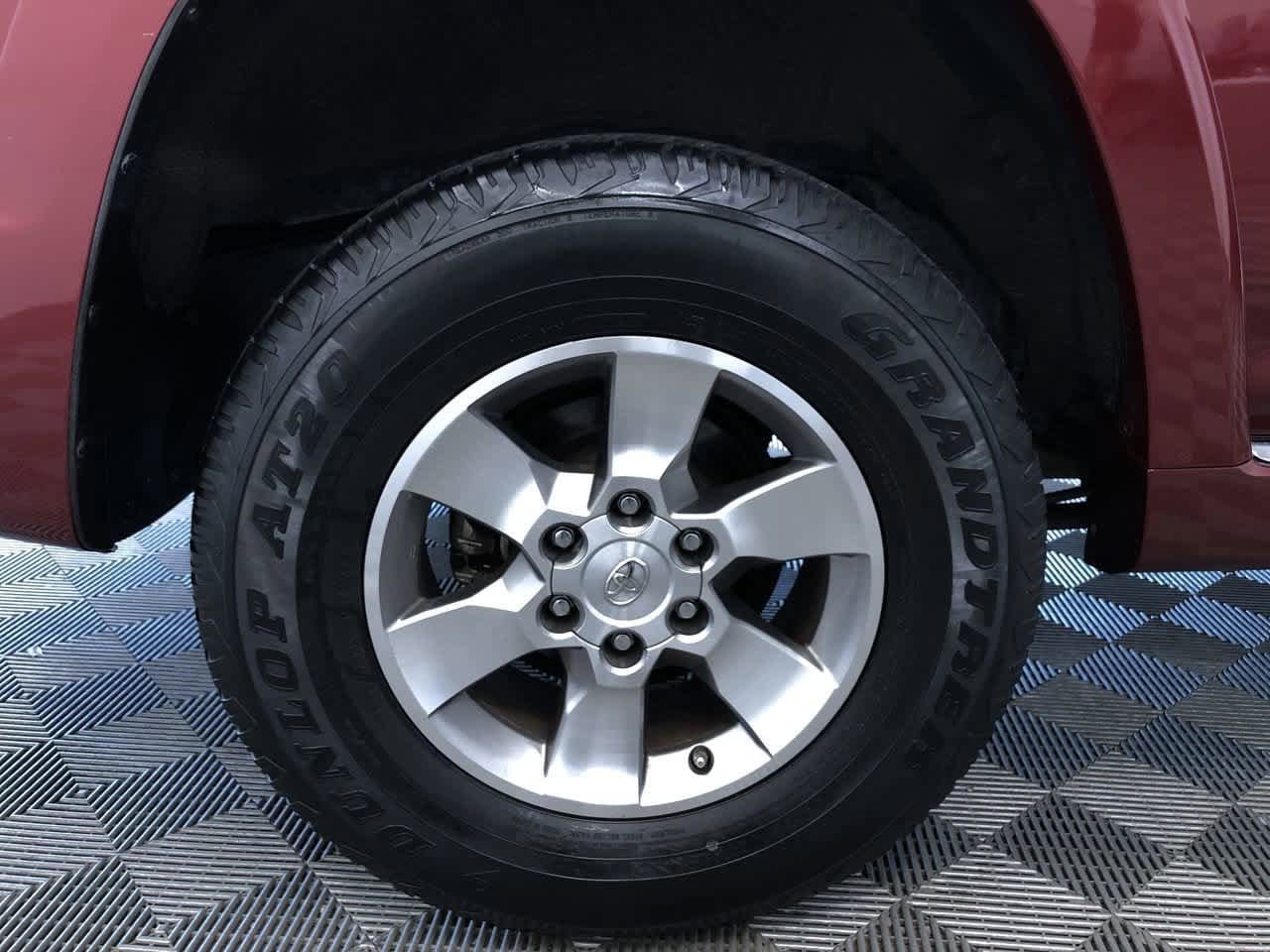 Thumbnail: 2013 Toyota 4Runner - 16
