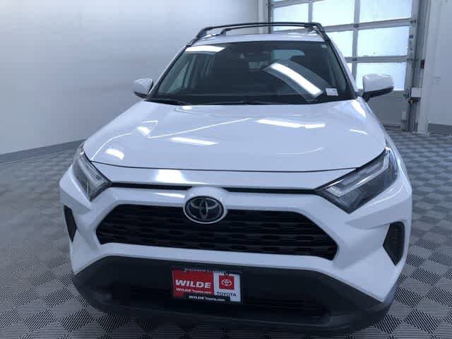 Thumbnail: 2023 Toyota RAV4 - 14