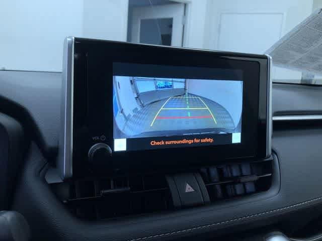 Thumbnail: 2025 Toyota RAV4 - 27