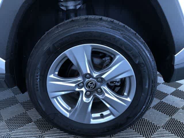 Thumbnail: 2025 Toyota RAV4 - 16