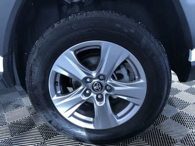 Thumbnail: 2025 Toyota RAV4 - 16