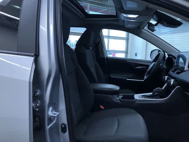 Thumbnail: 2025 Toyota RAV4 - 22