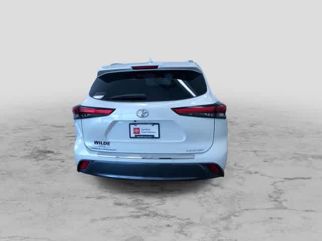 Thumbnail: 2021 Toyota Highlander - 8