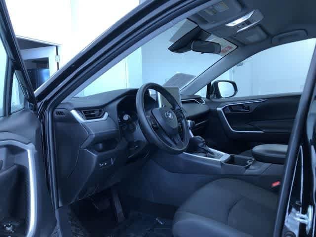 Thumbnail: 2025 Toyota RAV4 - 10