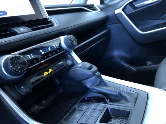 Thumbnail: 2025 Toyota RAV4 - 29