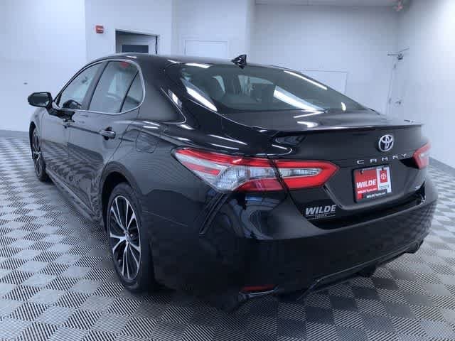 Thumbnail: 2019 Toyota Camry - 12